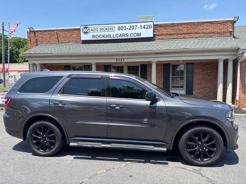 Used 2018 Dodge Durango SXT w/ Quick Order Package 2BB AWD/4WD image 4