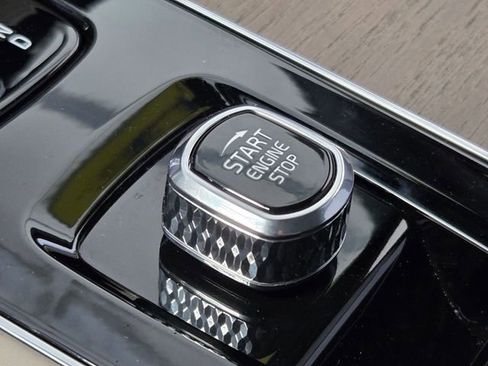 Certified 2026 Volvo XC90 B5 Plus w/ Protection Package image 35