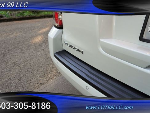 Used 2016 GMC Yukon SLT w/ Open Road Package AWD/4WD image 38