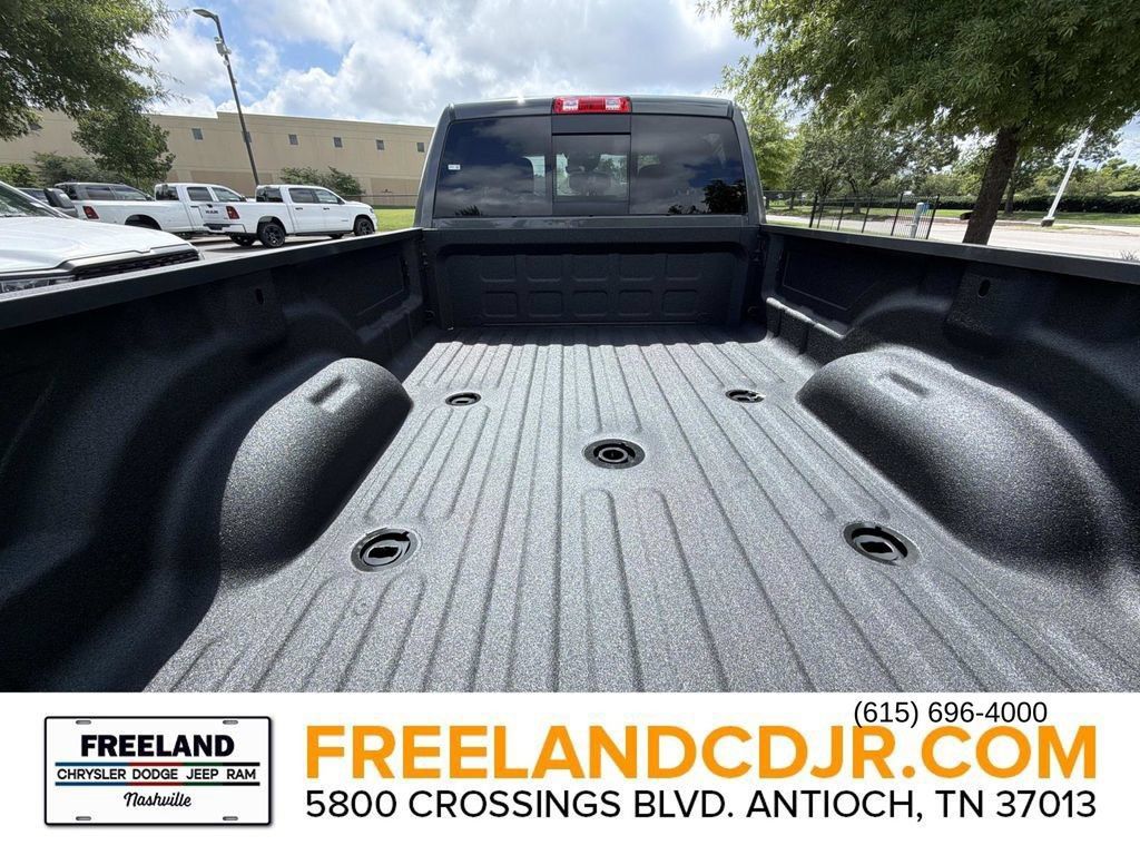New 2026 RAM 3500 Big Horn AWD/4WD image 12