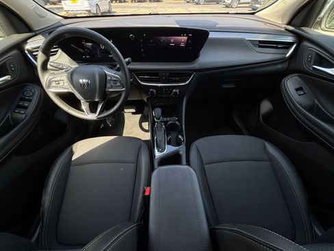 Used 2025 Buick Encore GX Preferred image 38