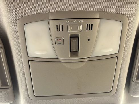 Used 2018 Nissan Armada Platinum w/ Captain Seat Package AWD/4WD image 31