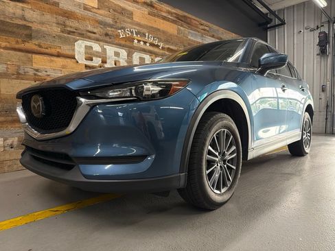Used 2020 MAZDA CX-5 Touring FWD image 2