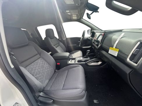 New 2026 Nissan Frontier SV w/ Tow Package AWD/4WD image 16