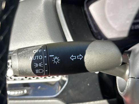 Used 2022 Honda Civic EX image 21