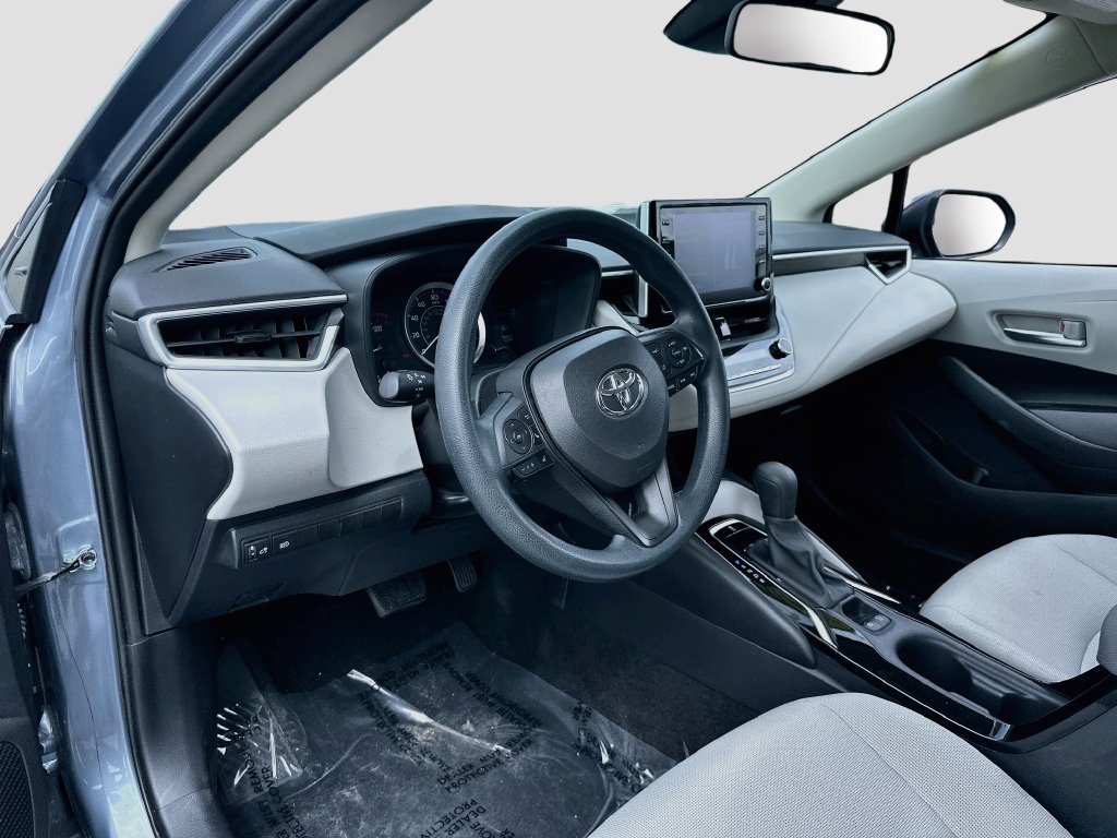 Used 2020 Toyota Corolla LE FWD image 9