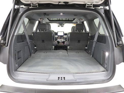 Used 2020 Lincoln Navigator L Reserve w/ Luxury Package image 7