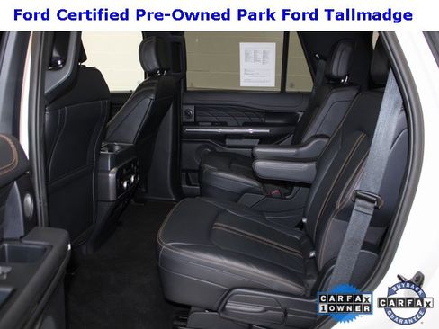 Certified 2024 Ford Expedition Platinum image 27