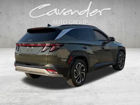 Used 2025 Hyundai Tucson Limited FWD image 16
