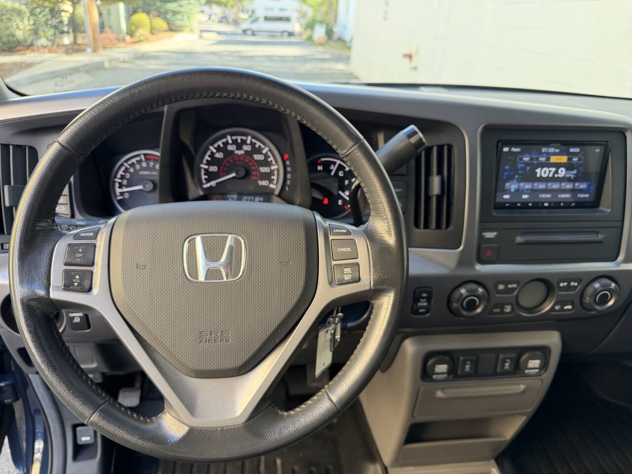 Used 2010 Honda Ridgeline RTL image 16