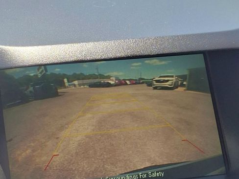Used 2015 Chevrolet Equinox LT FWD image 16