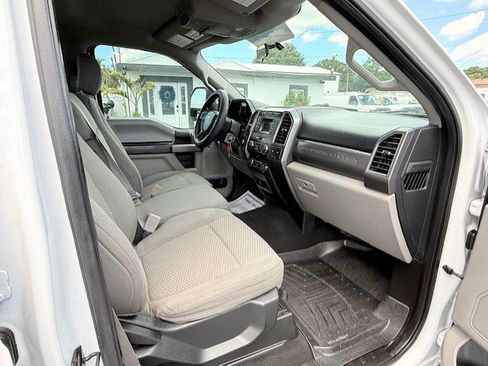 Used 2019 Ford F250 XLT w/ XLT Value Package AWD/4WD image 17