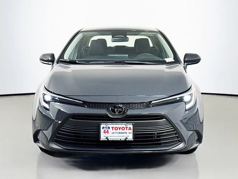 Used 2026 Toyota Corolla LE w/ LE Premium Package AWD/4WD image 11