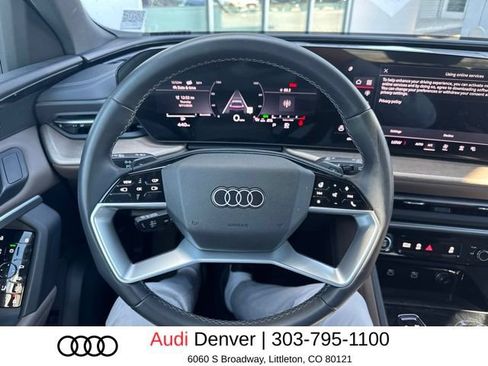 Used 2025 Audi Q5 Premium Plus w/ Premium Plus AWD/4WD image 7