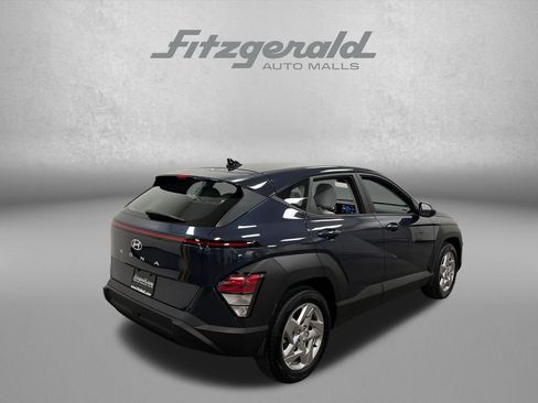 Used 2024 Hyundai Kona SE FWD image 8