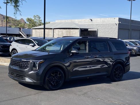 New 2026 Kia Carnival SX w/ SX Dark Edition Package image 6