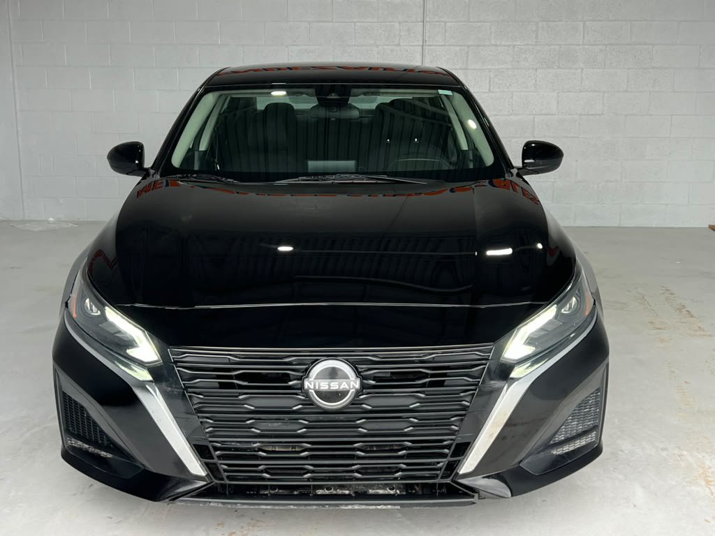Used 2023 Nissan Altima 2.5 SV FWD image 8