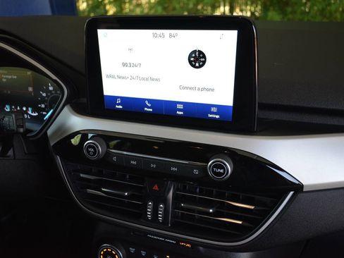 Used 2020 Ford Escape SE FWD image 23