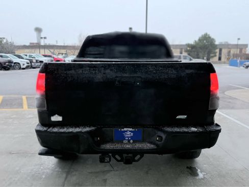 Used 2012 Toyota Tundra 4x4 CrewMax image 9