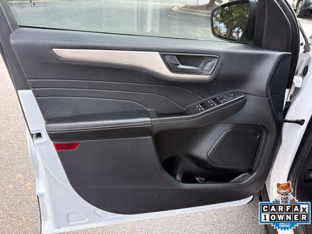 Used 2022 Ford Escape SE FWD image 26