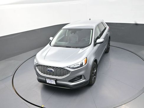 Used 2023 Ford Edge SEL AWD/4WD image 15