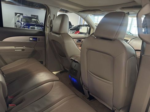 Used 2011 Lincoln MKX AWD w/ 101A Rapid Spec Order Code image 23