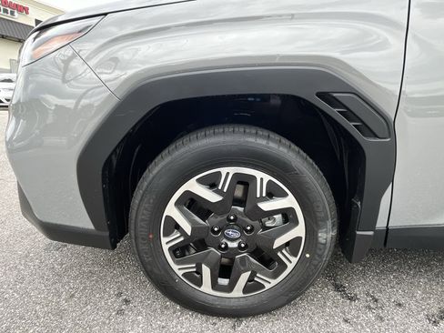 New 2026 Subaru Forester Premium AWD/4WD image 13
