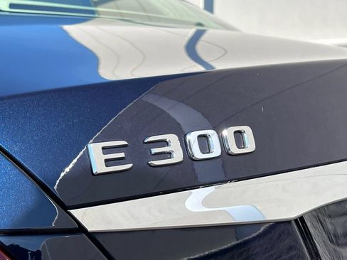 Used 2019 Mercedes-Benz E 300 4MATIC image 32
