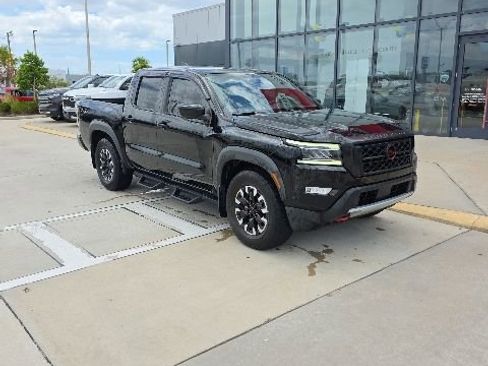 Used 2023 Nissan Frontier Pro-X w/ Tow Package RWD image 2
