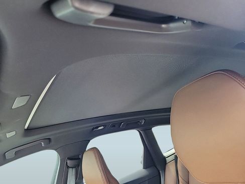 New 2024 Volvo XC60 B5 Ultimate w/ Protection Package Premier image 14