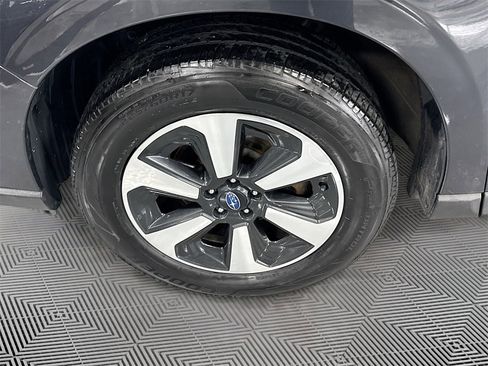 Used 2017 Subaru Forester 2.5i Premium image 30