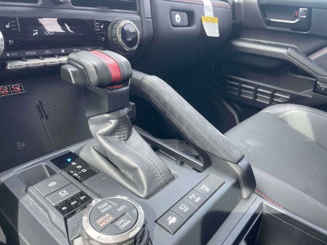 Certified 2025 Toyota Tacoma TRD Pro AWD/4WD image 32