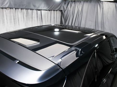 Used 2023 Porsche Cayenne GTS image 96