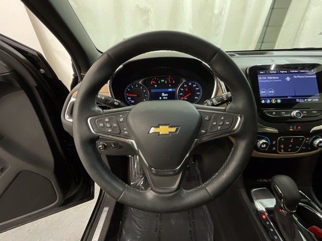 Used 2023 Chevrolet Equinox Premier FWD image 11
