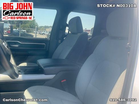 Used 2024 RAM 1500 Big Horn AWD/4WD image 33