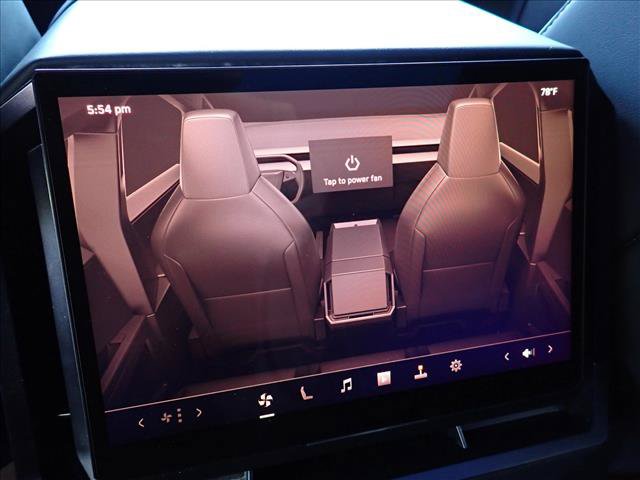 Used 2024 Tesla Cybertruck AWD Crew Cab image 12