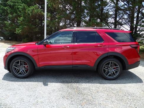 New 2026 Ford Explorer ST AWD/4WD image 2