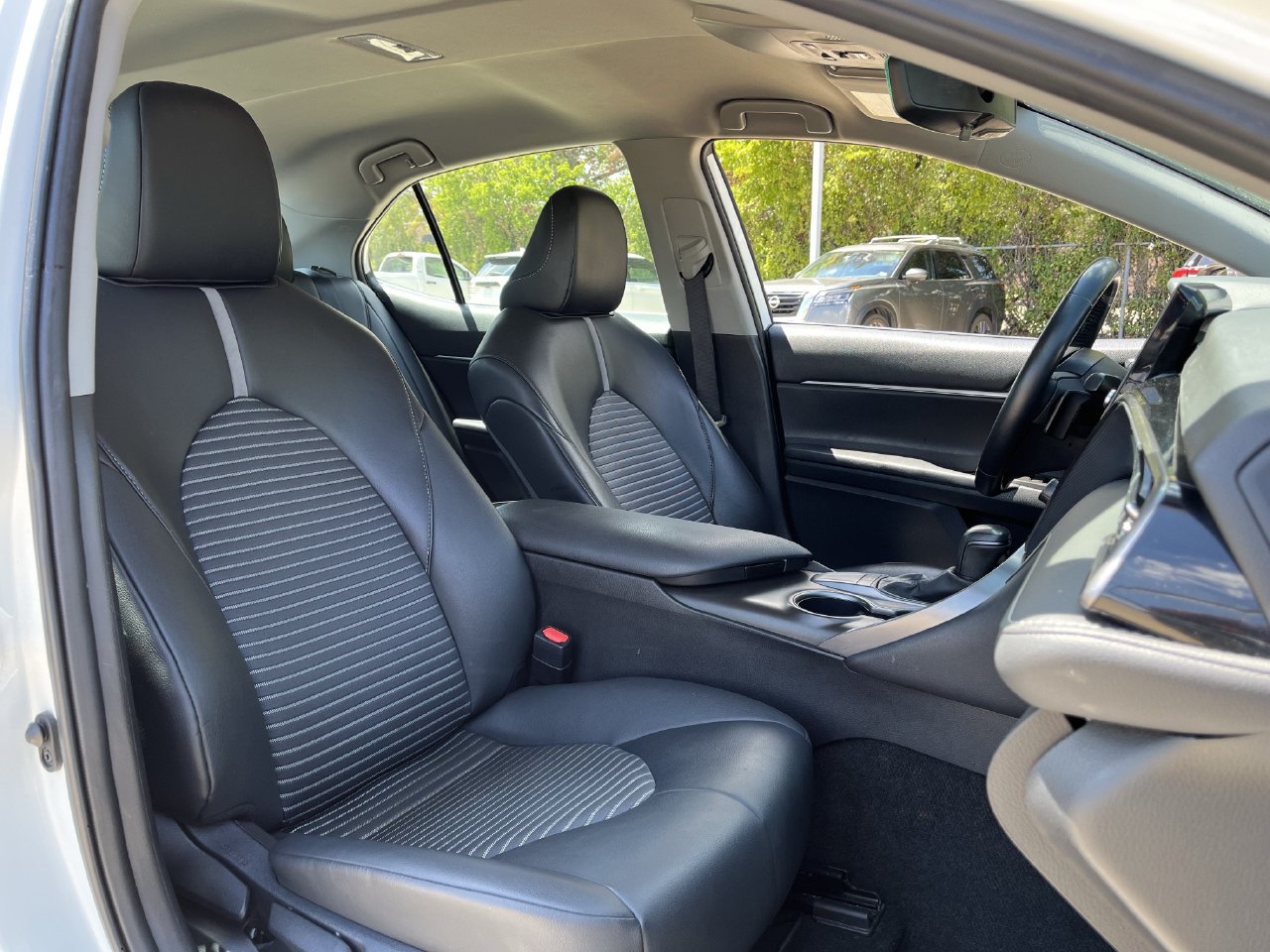 Used 2024 Toyota Camry SE FWD image 24