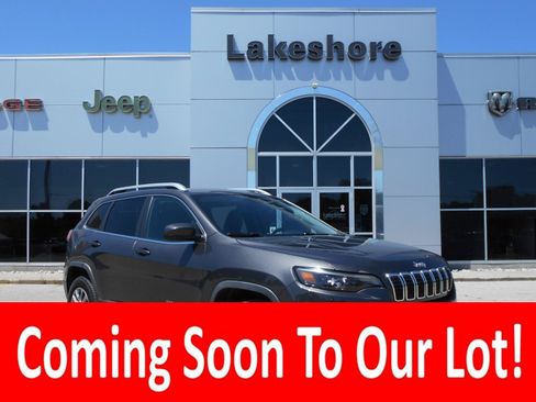 Certified 2019 Jeep Cherokee Latitude Plus w/ Comfort/Convenience Group AWD/4WD image 1