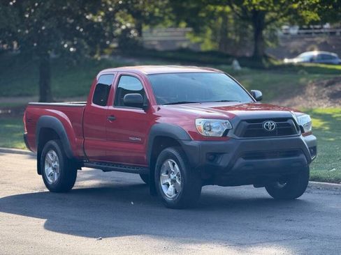 Used 2012 Toyota Tacoma 4x4 Access Cab image 3