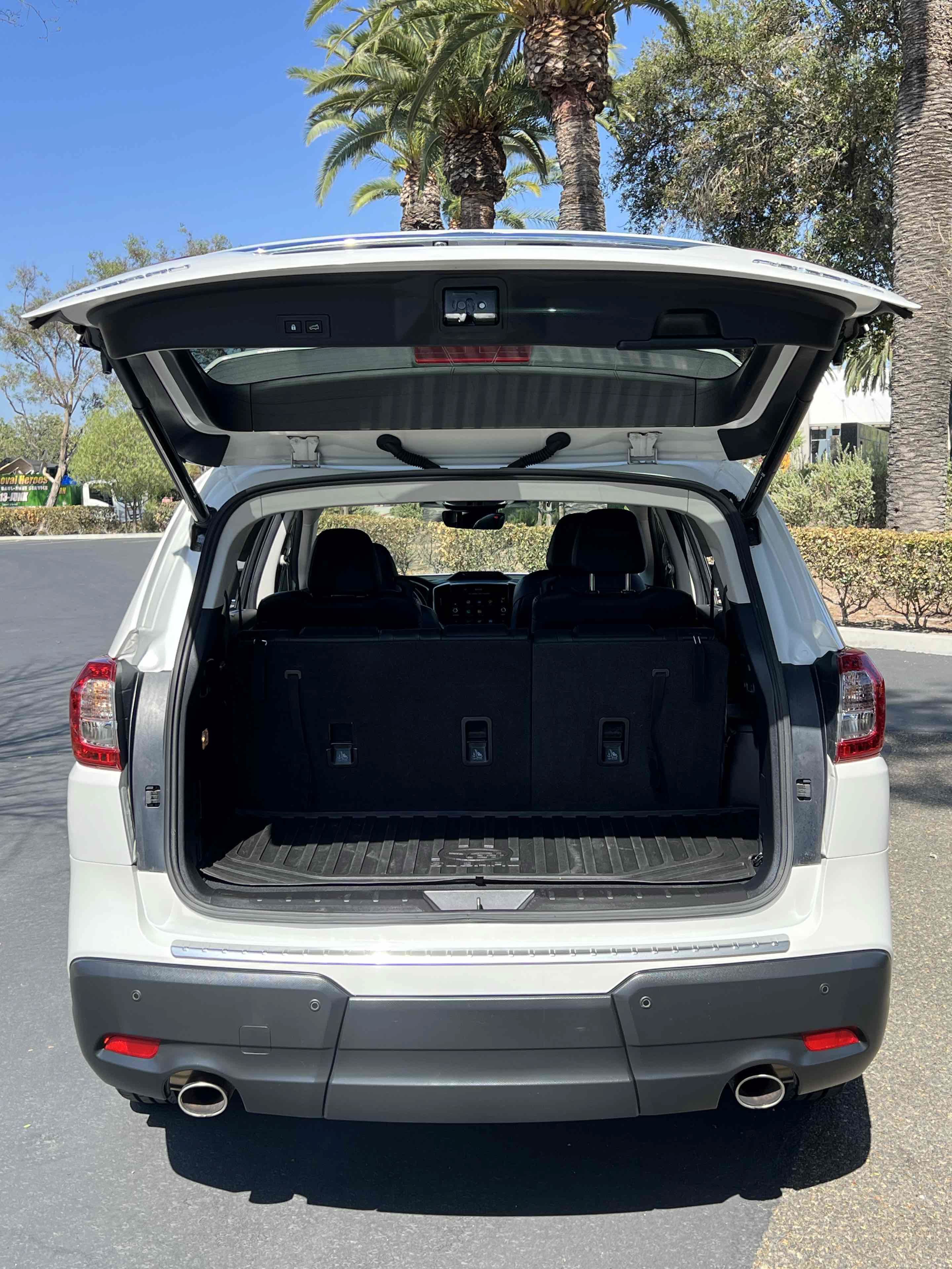 Used 2023 Subaru Ascent Limited w/ Technology Package AWD/4WD image 54