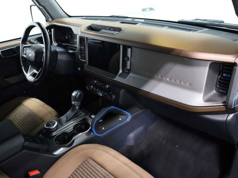 Used 2021 Ford Bronco Outer Banks image 6