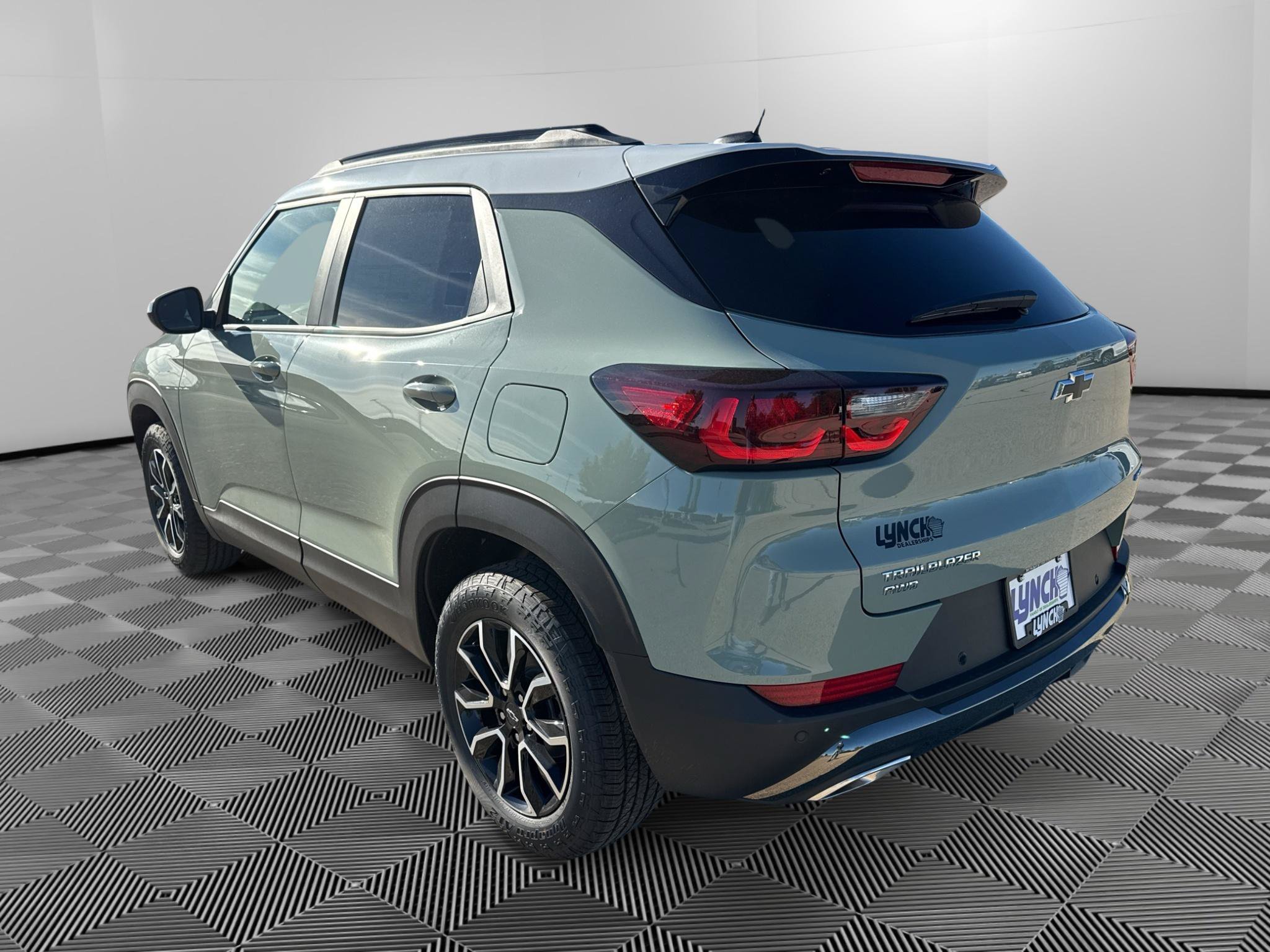New 2026 Chevrolet TrailBlazer ACTIV w/ Convenience Package AWD/4WD image 3