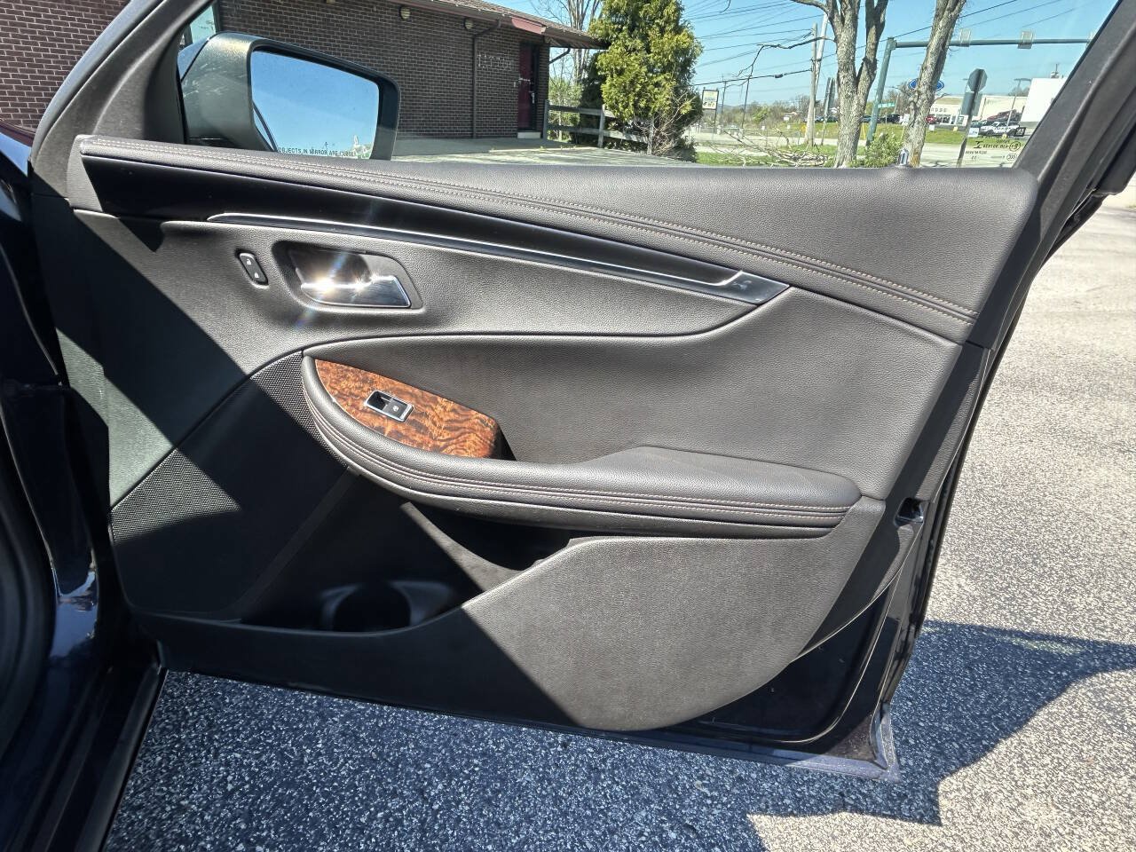 Used 2014 Chevrolet Impala LT FWD image 13
