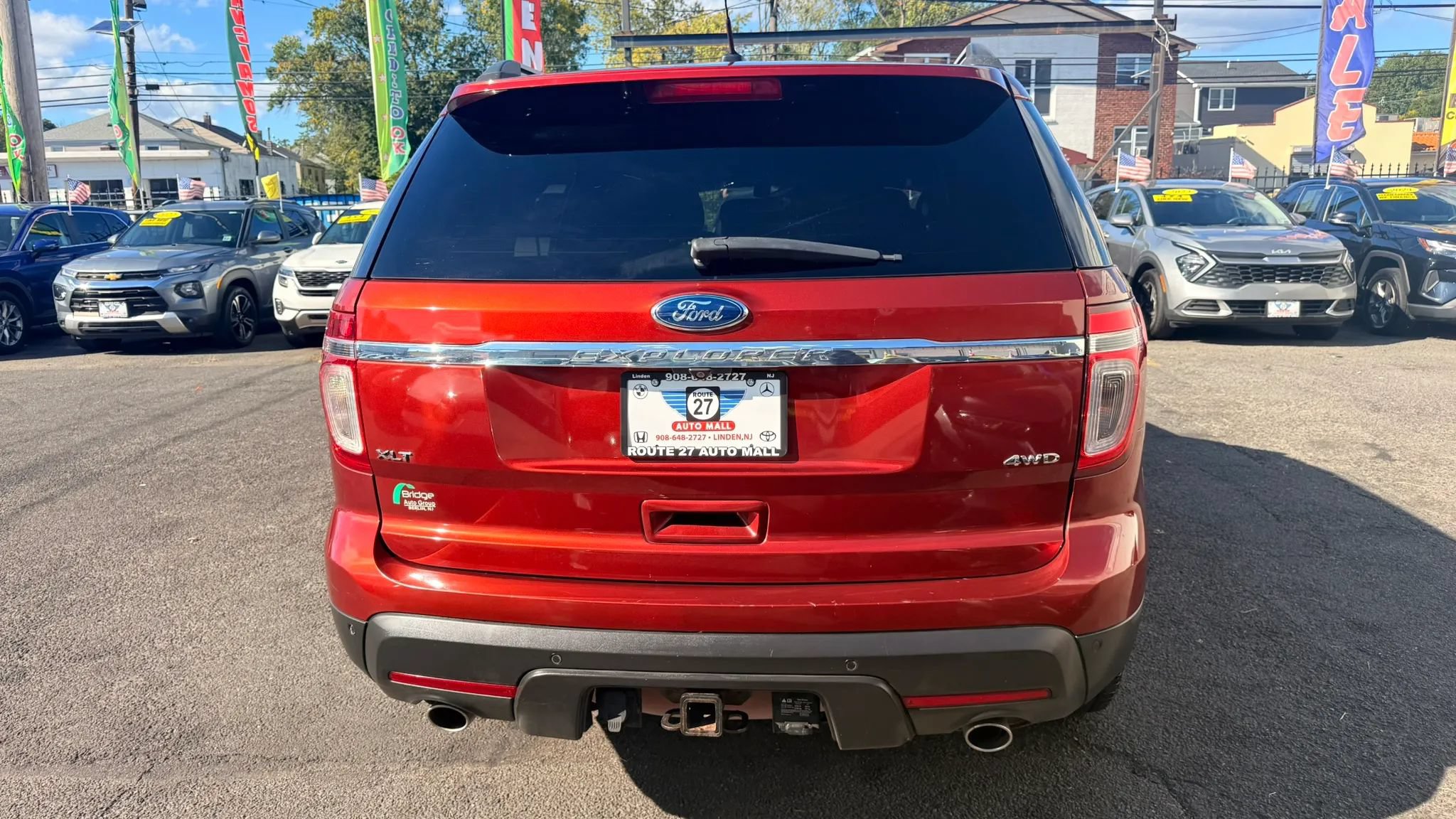 Used 2014 Ford Explorer XLT w/ Equipment Group 201A AWD/4WD image 6