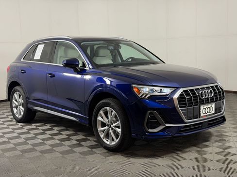 Certified 2025 Audi Q3 2.0T Premium w/ Convenience Package AWD/4WD image 7