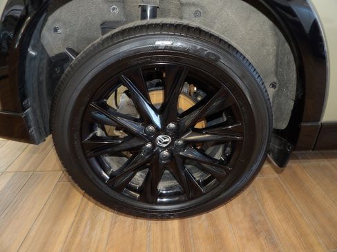 Certified 2024 MAZDA CX-5 Carbon Edition image 5