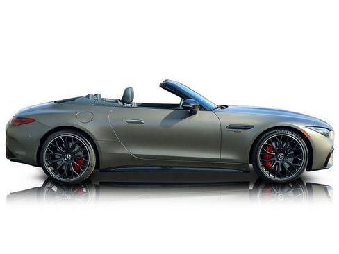 Used 2025 Mercedes-Benz SL 55 AMG 4MATIC image 2