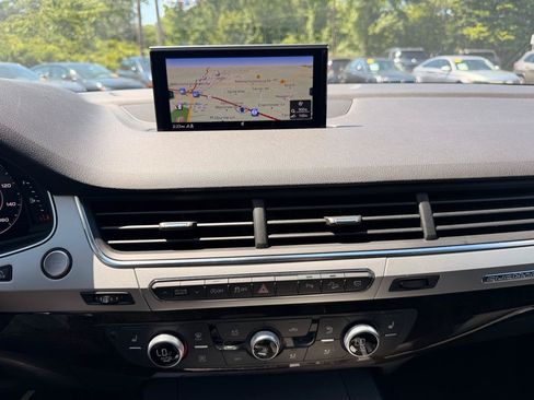 Used 2019 Audi Q7 2.0T Premium Plus w/ Premium Plus Package AWD/4WD image 32