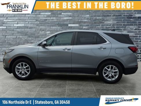 Used 2023 Chevrolet Equinox LT FWD image 2